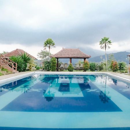 Capital O 892 Grand Pujon View Hotel And Resort Бату Екстериор снимка