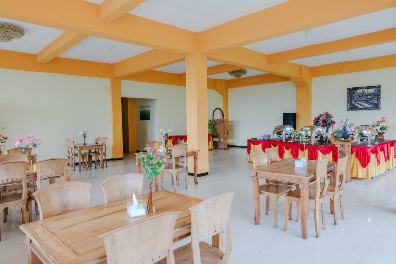 Capital O 892 Grand Pujon View Hotel And Resort Бату Екстериор снимка