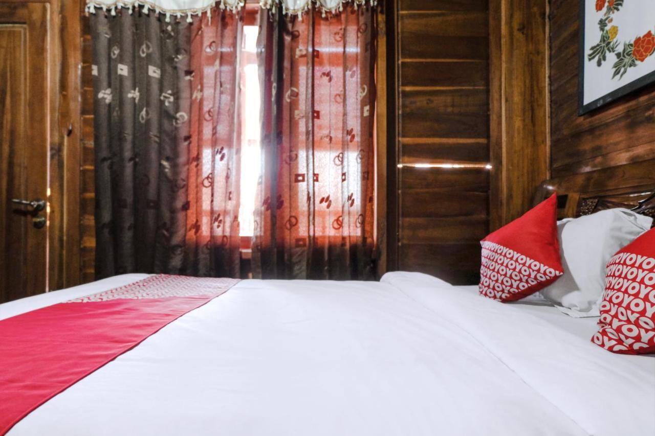 Capital O 892 Grand Pujon View Hotel And Resort Бату Екстериор снимка