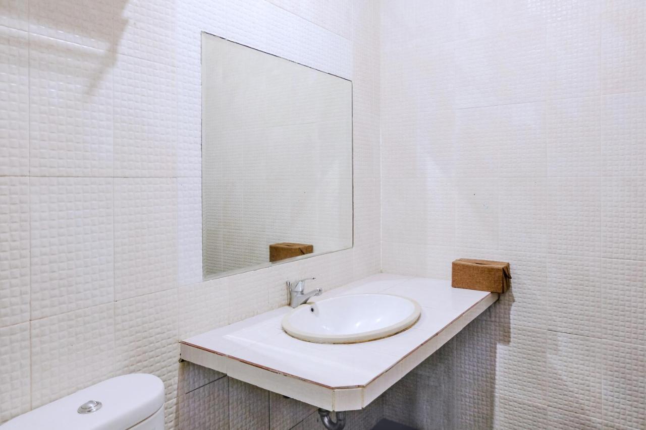 Capital O 892 Grand Pujon View Hotel And Resort Бату Екстериор снимка